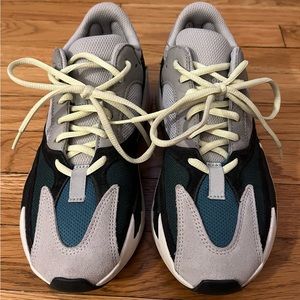 Yeezy Boost 700 Sneaker